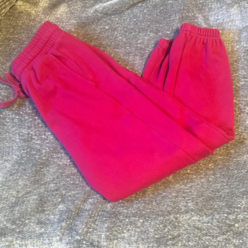 Fabletics || Go-To Joggers (S) - Picture 5 of 6